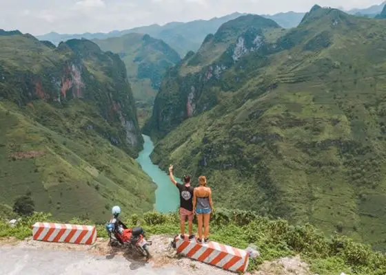 Unmissable Trip-of-a-Lifetime Tips: 8 Extraordinary Guide!